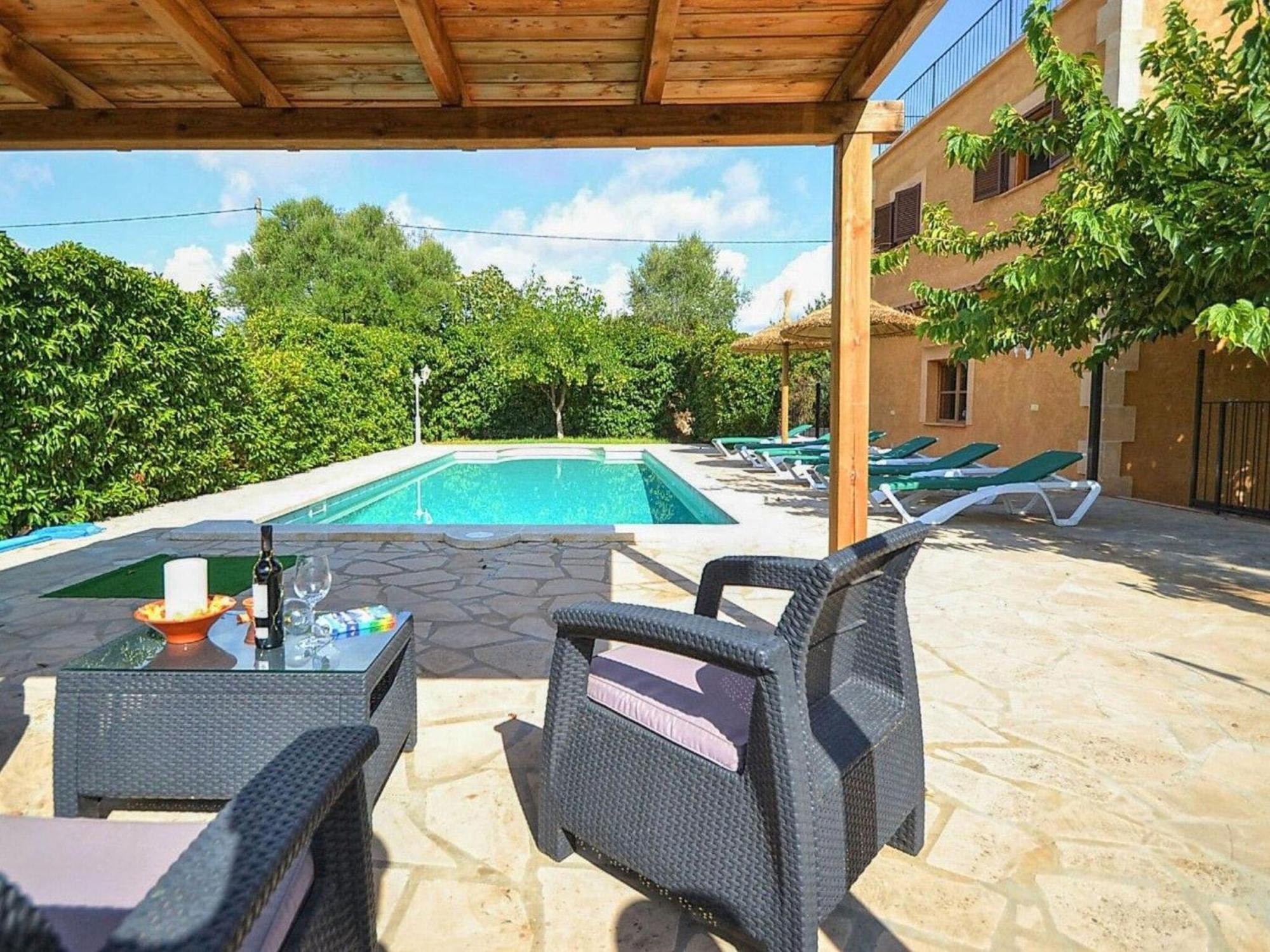 In With Private Pool Vakantiehuis *